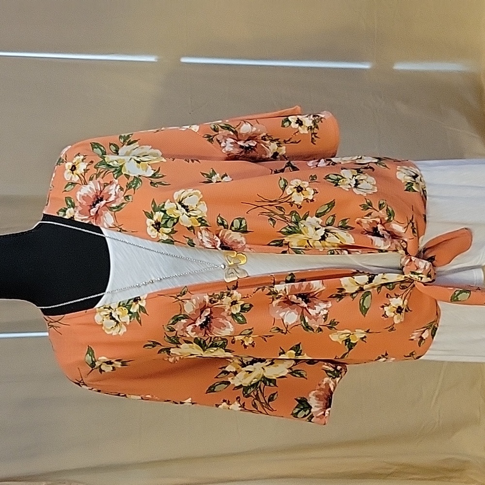 Charming Charlies Floral Wrap